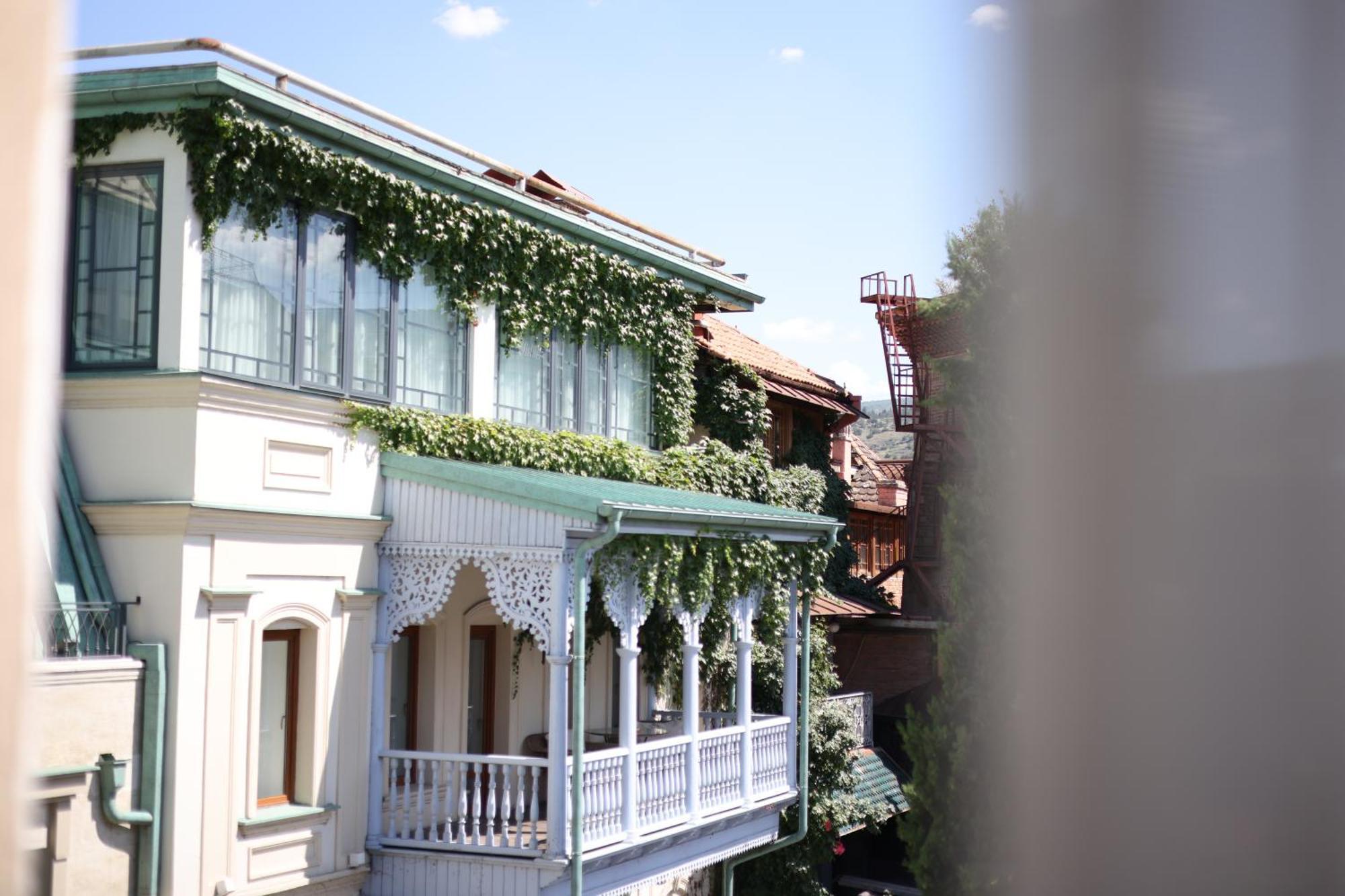 Mukhrantubani Boutique Hotel Tbilisi Exterior photo